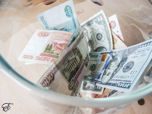 Новые банкноты 200 рублей сделают более долговечными